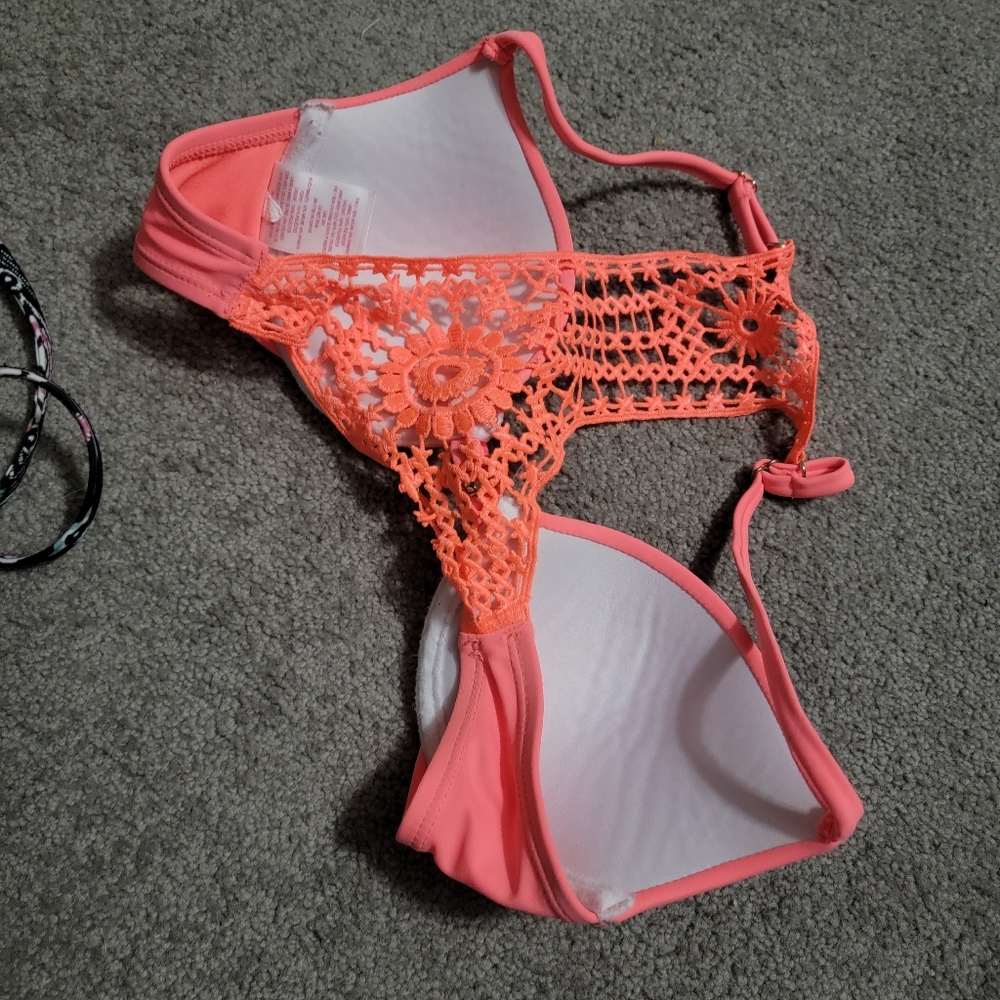 Swim too - Picture 4 of 6
